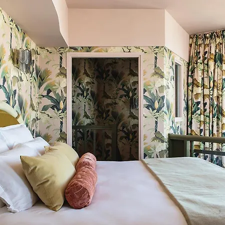 Mercedes Hotell