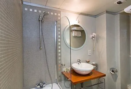 Hotell Mercedes Paris