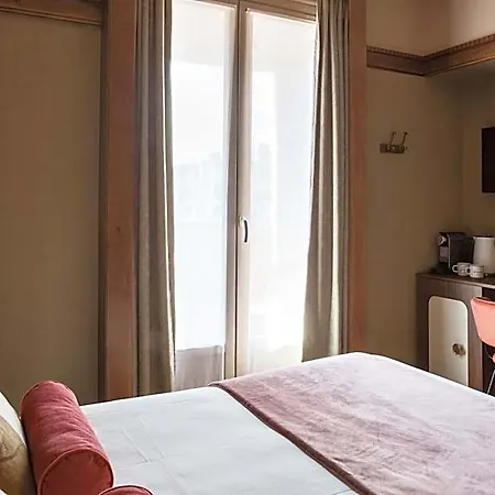 Western Mercedes 4* Paris