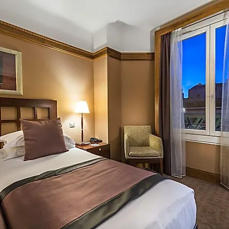 Hotel Western Mercedes Paris