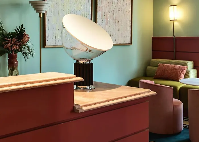 فندق Mercedes 4*