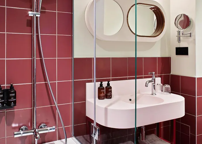 فندق Mercedes باريس