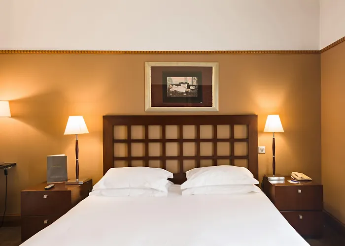 فندق Mercedes 4*