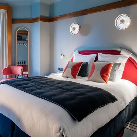 Mercedes Hotel Paříž