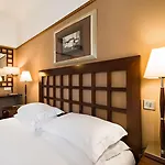 Mercedes Hotel Paryż