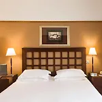 Hotel Mercedes 4*
