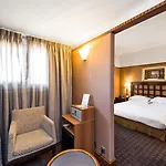 Mercedes Hotel Paryż