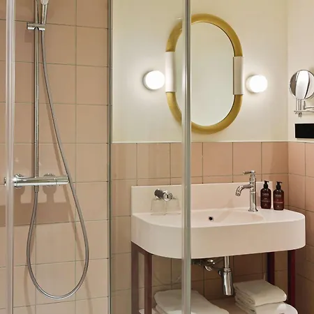 Mercedes Hotel 4*